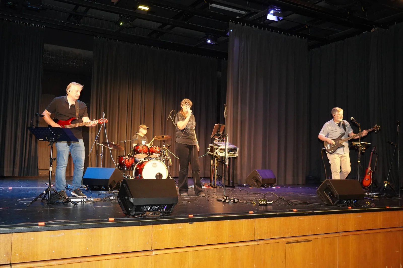 Benefizkonzert one to one 2016