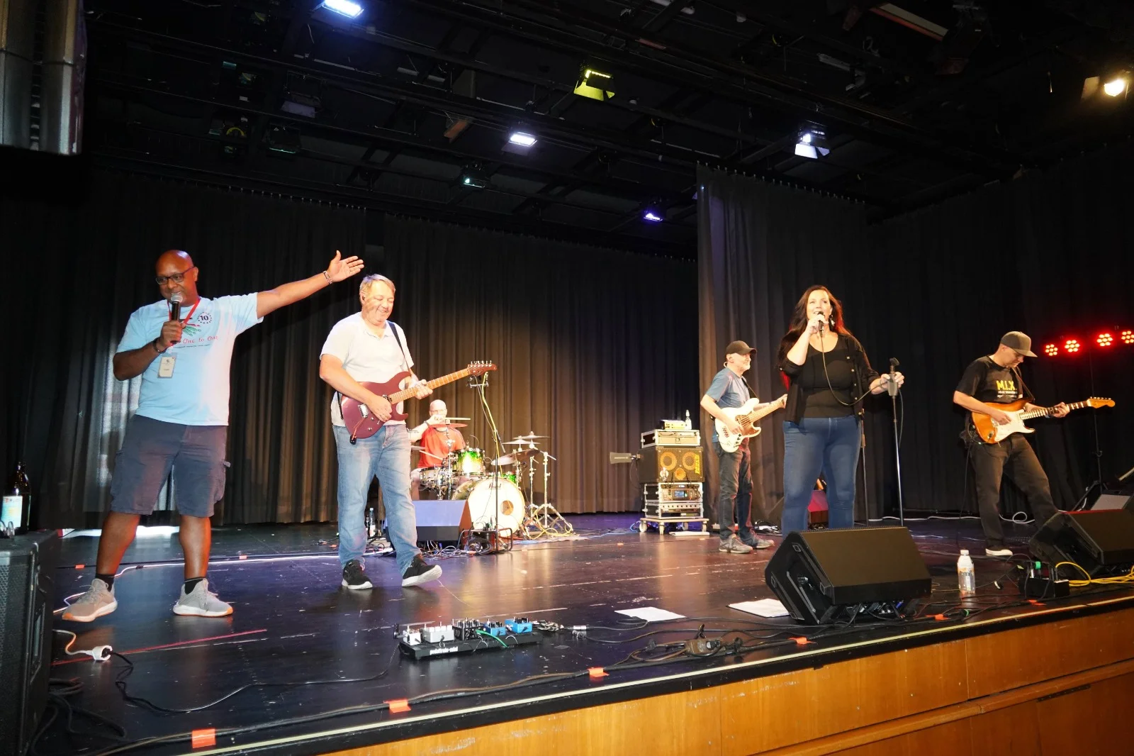 Benefizkonzert one to one 2016